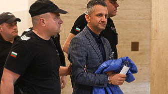 Шефът на митницата в Пловдив остава за постоянно в ареста