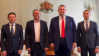 И бившият баджанак на Карадайъ премина в лагера на Пеевски