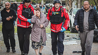 ДЕНЯТ В НЯКОЛКО РЕДА: Русия тероризира и на Разпети петък, САЩ вдигат ръце