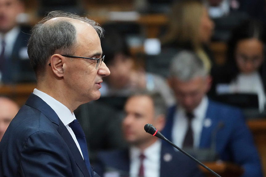 Новият сръбски кабинет: непартиен премиер без опит и противоречиви министри