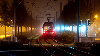 Планът за 35 нови мотриси за БДЖ все пак ще бъде спасен