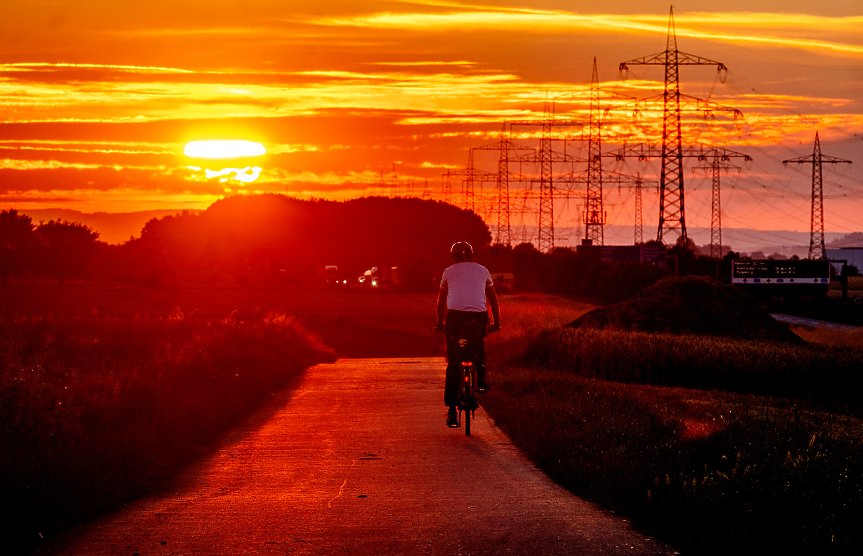 Шофьор е помел 13-годишно момче на колело в Бургаско