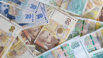 Покрай влизането в еврозоната ще се изперат 80 млрд. лв. от 