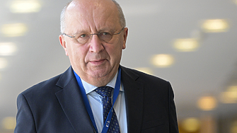 ЕС може да удвои военната помощ за Киев