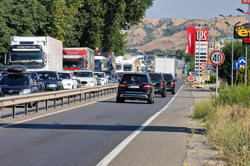 Днес ще има пак 2 ленти към София и една за Кулата
