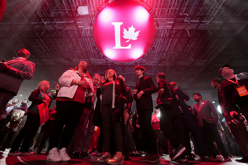 Либералите спечелиха в Канада - но ще трябва да търсят коалиция