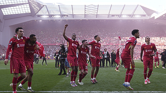 „Ливърпул“ с 20-а титла в Англия, изравни се с „Манчестър Юнайтед“