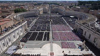 ДЕНЯТ В НЯКОЛКО РЕДА: сбогом на Франциск, дипломатическо оживление зад кулисите в Рим