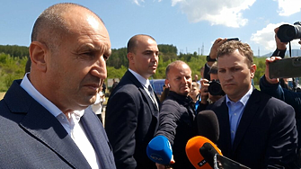 Радев: Няма 100 дни на кабинета