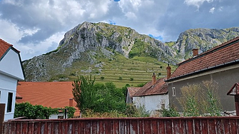 Село Риметя в Румъния. Там, където слънцето изгрява два пъти