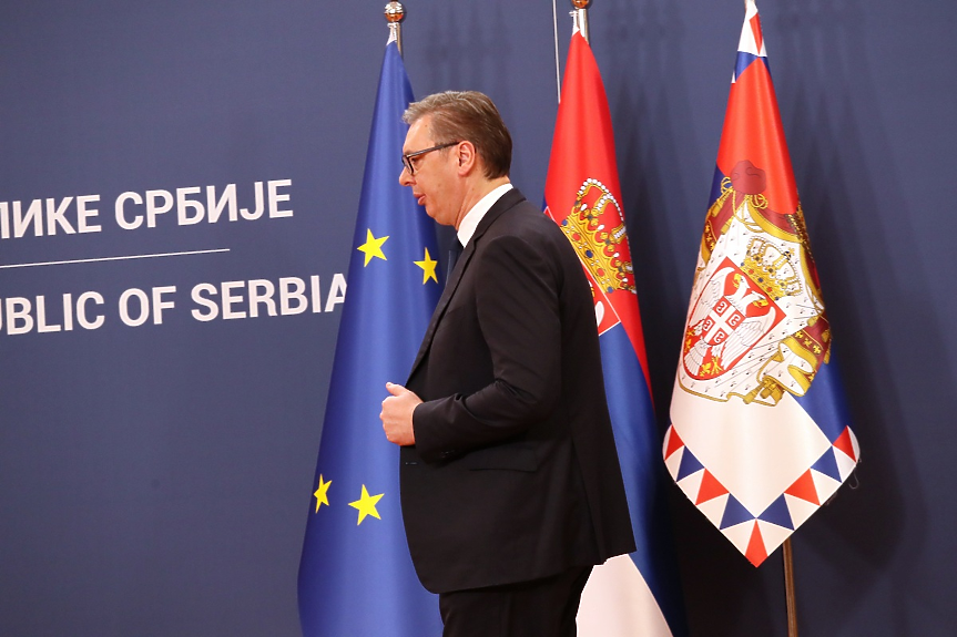 Вучич е приет в болница заради проблеми със сърцето