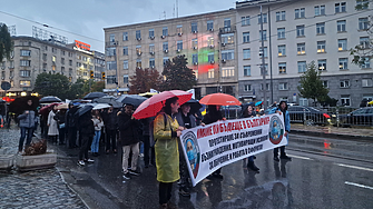 1860 евро на специализант, € 1550 на медицинска сестра. Бюджетът на НЗОК с 14 на сто нагоре