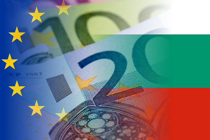 Напълват всички банкомати с евро в новогодишната нощ