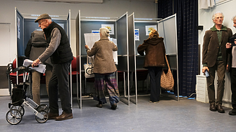 Половината избиратели на Запад не вярват, че демокрацията работи