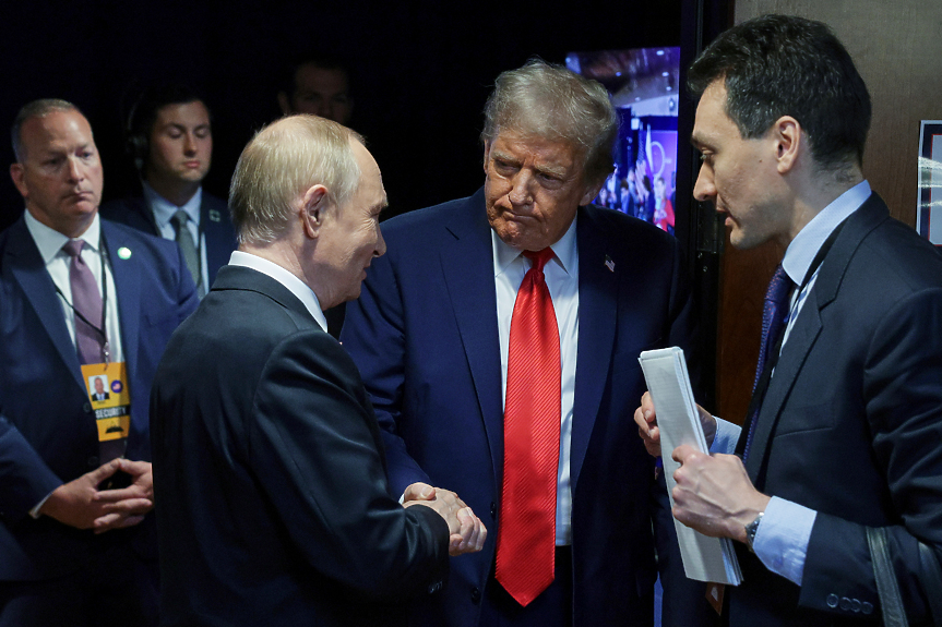 Срещата Тръмп-Путин е била отложена заради неприемливи руски искания, пише 