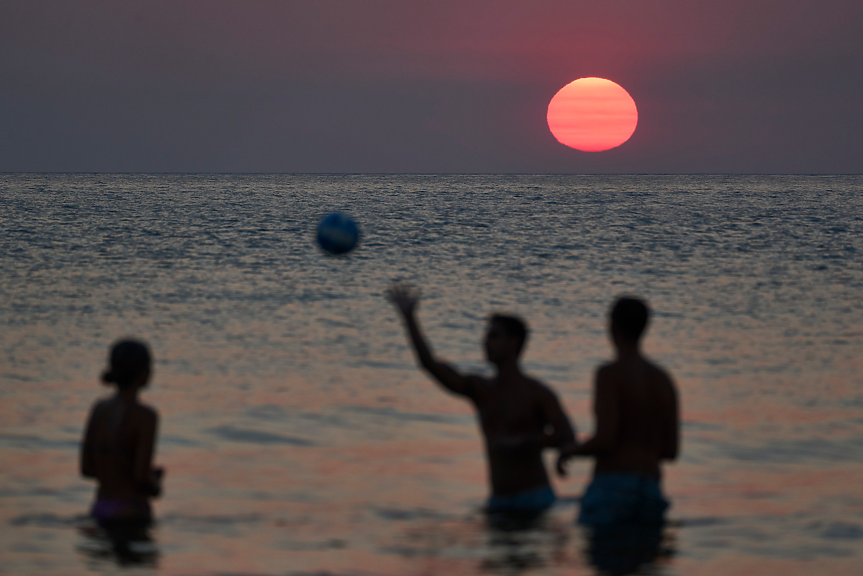 Данъчните облекчения обхващат 4 млн. гърци заради скъпотията