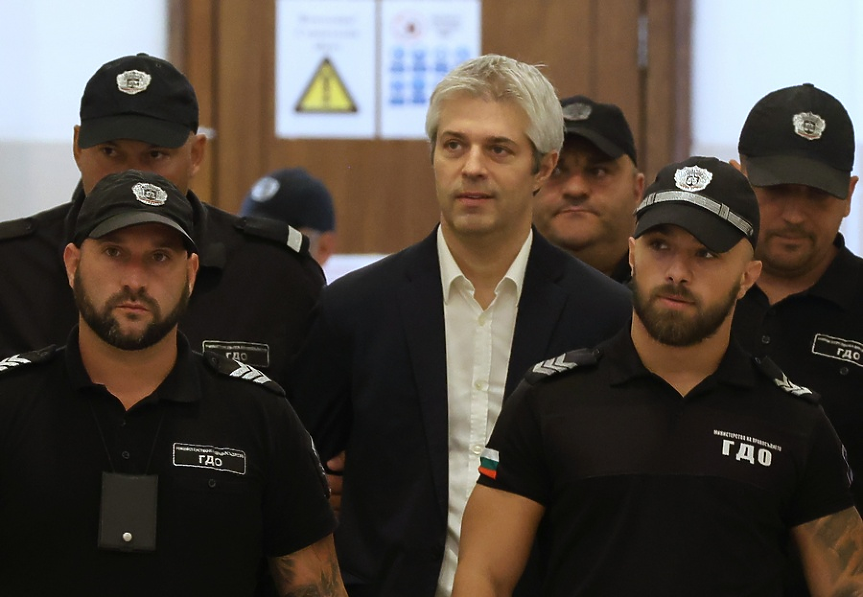 Обвинителният акт срещу Благомир Коцев вече е в съда. Асен Василев - в ново дело