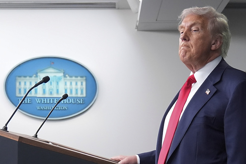 САЩ спират да дават визи на хора с наднормено тегло