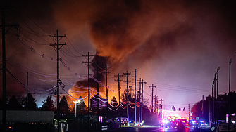 Седем загинали и 11 ранени при катастрофа на товарен самолет в САЩ