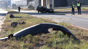 Оправданите полицаи след седмица пак ще обикалят да търсят кой да им даде по 200 лв.