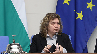 ДЕНЯТ В НЯКОЛКО РЕДА: БСП - унизена. Наталия Киселова - заменена