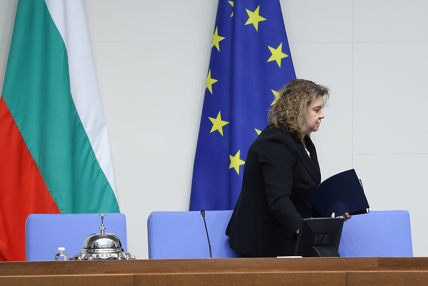 Наталия Киселова не дочака ротацията и подаде оставка като шеф на парламента