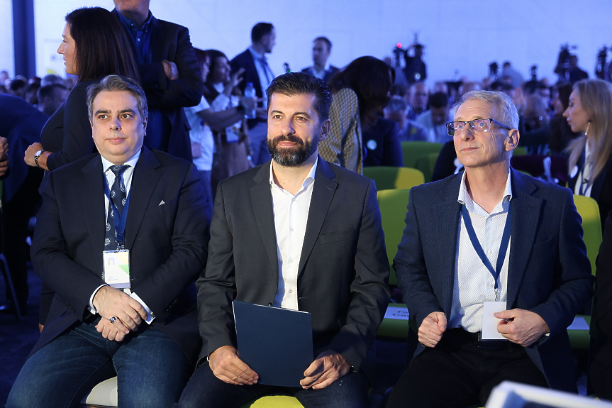 Николай Денков става вторият човек в „Продължаваме промяната“