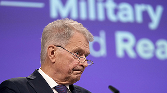 Европейците трябва да говорят с Путин, казва бивш финландски президент