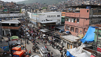 Фавелите в Бразилия – там, където нарковойната никога не спира