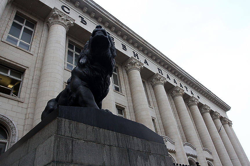 Съдийката, оправдала двамата полицаи от Околовръстното, ще съди Благомир Коцев