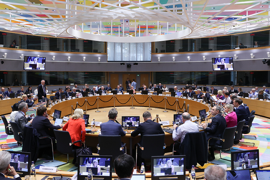 ЕС отпуска нови €1,8 млрд. на Украйна