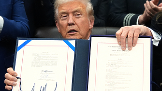 Тръмп подписа закона за край на бюджетната парализа в САЩ