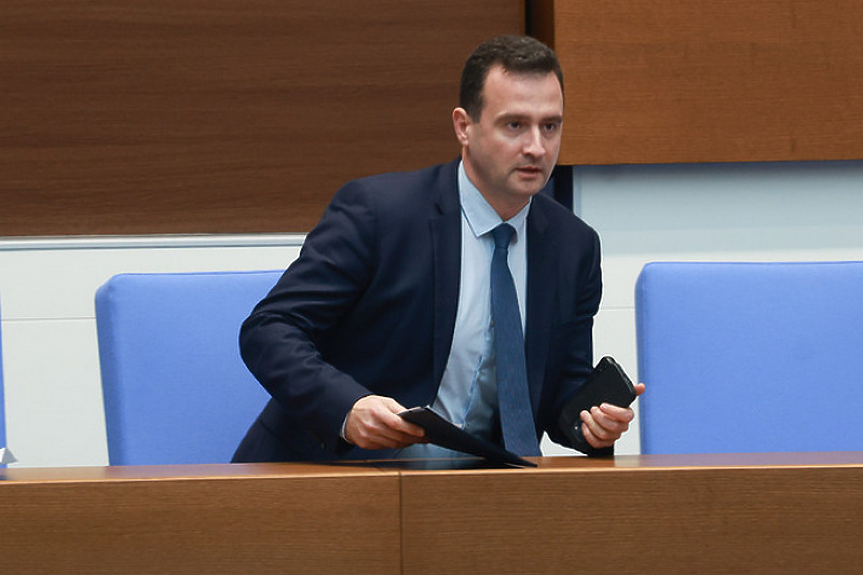Министърът на икономиката предложил Спецов за особен управител. Жечо Станков разбрал малко преди това