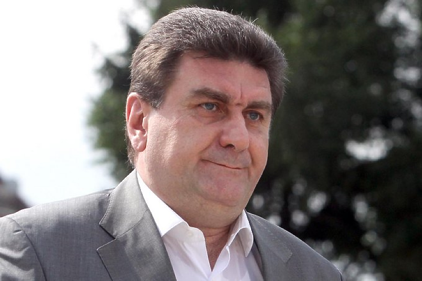 Асен Василев: Валентин Златев ли е истинският особен управител на 