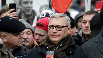 Русия добави бившия премиер Михаил Касянов в списъка си с 