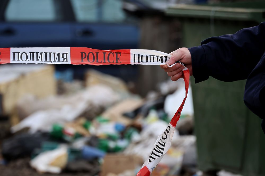 Бивш военен застреля жена си и внука си, след което се самоуби