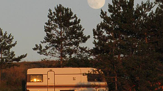 Пригответе си 1000 лв. за глоба за палатка. Управляващите забързаха санкциите за къмпингари