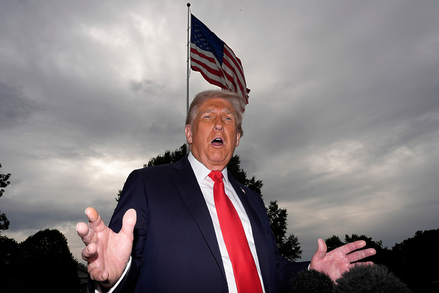 Тръмп обедня с милиард за два месеца - заради срива на Trump Media