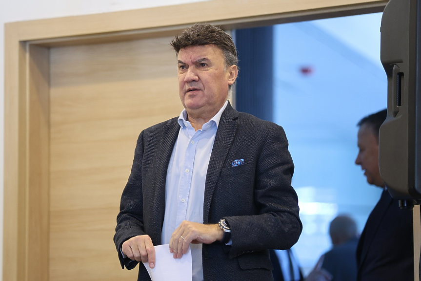 Борислав Михайлов е приет в болница с инсулт