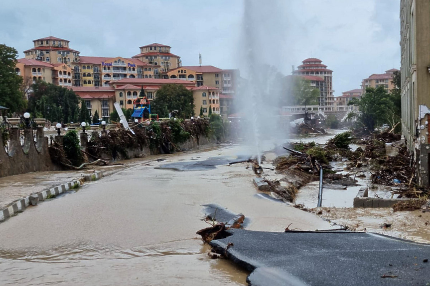 Кои морски курорти може да бъдат потопени при обилни валежи