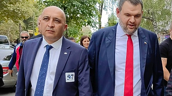 Кърджалийският кмет съветва Терзиев да се снима под герба с Пеевски, за да му потръгне