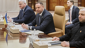 Органи за борба с корупцията претърсиха резиденцията на шефа на кабинета на Зеленски