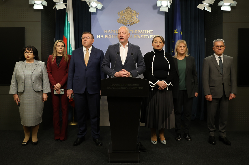 Изтеглянето на бюджета се оказа само отлагане