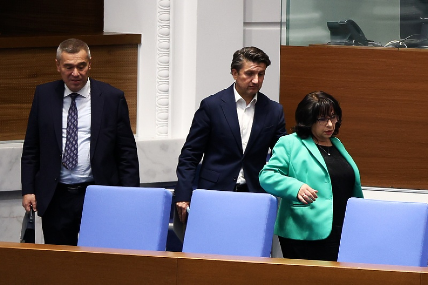 Бюджетът мина на първо четене